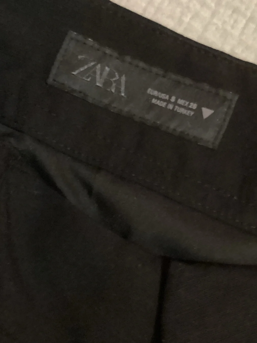 Zara Linen Black Pleated Trousers